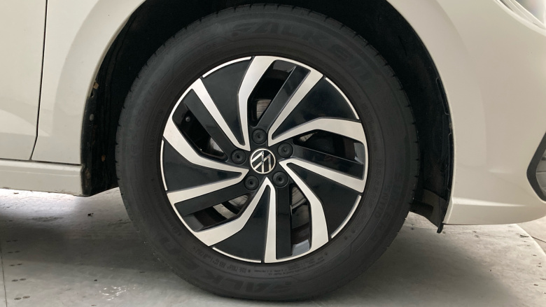 Volkswagen Polo 1.0 TSI Life 5dr Petrol Hatchback